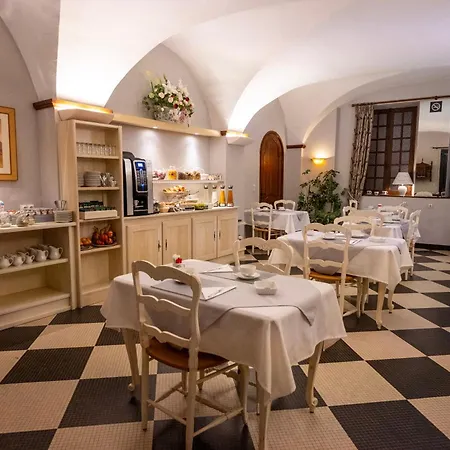 Cit'hotel Sphinx - Ξενοδοχείο Μοντελιμάρ