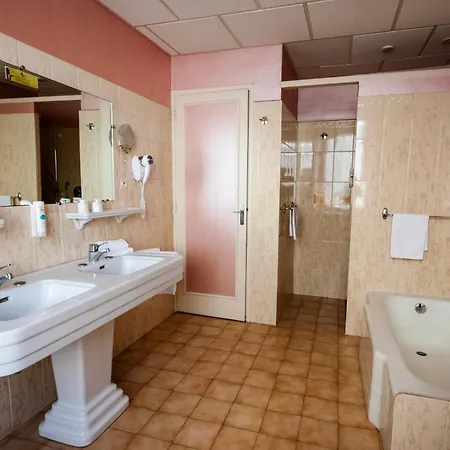 Cit'Hotel Sphinx - Hotel 3* Montelimar