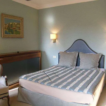 Cit'hotel Sphinx - Μοντελιμάρ