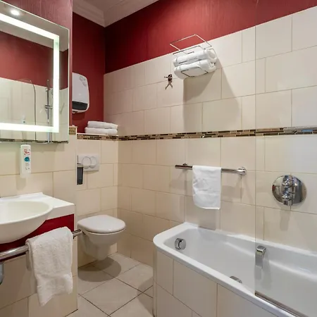 فندق Cit'hotel Sphinx - Montélimar